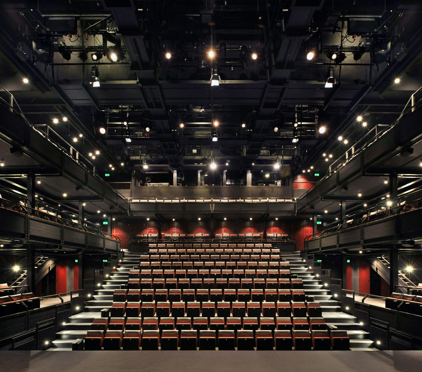 National Theatre - Haworth Tompkins