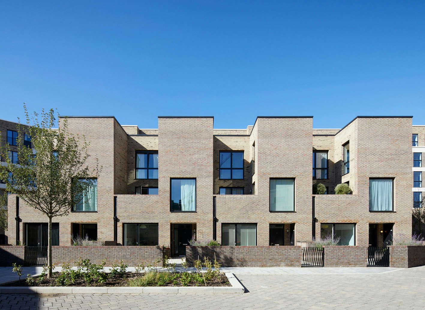 Chobham Manor wins Mayor's Prize at NLA Awards Haworth Tompkins